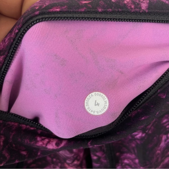 Lululemon Speed Up Tight *Full-On Luxtreme
Undercurrent Grapealicious Multi - Picture 12 of 13